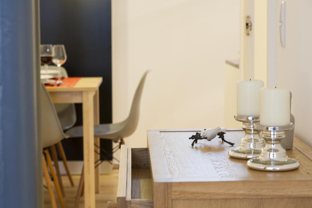 Joivy Cosy 1-bed Flat With Workspace In Santa Catarina, Moments From Luis De Camoes Sq Appartement